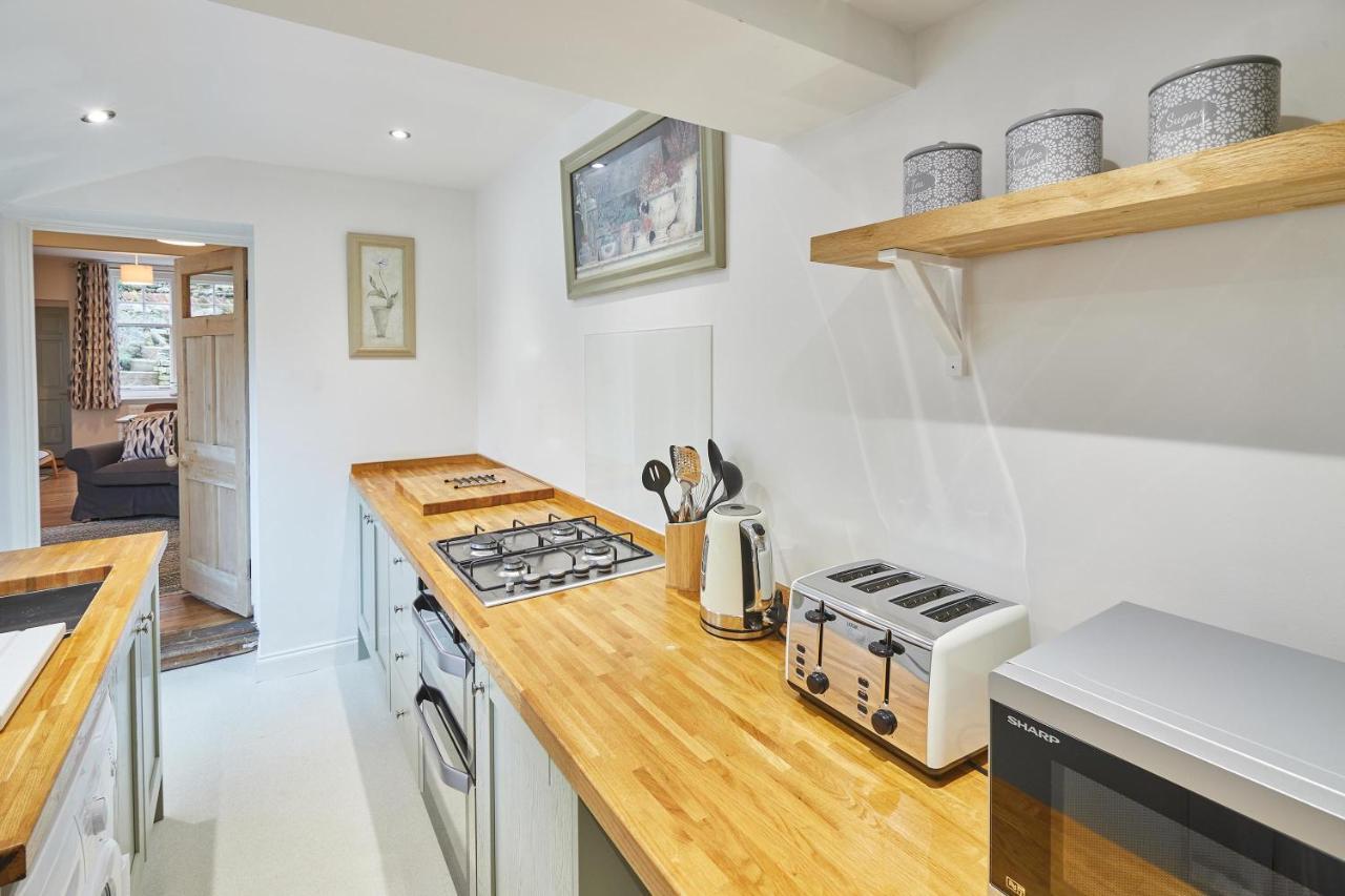 Host & Stay - 1 Coastguard Cottages Scarborough Extérieur photo