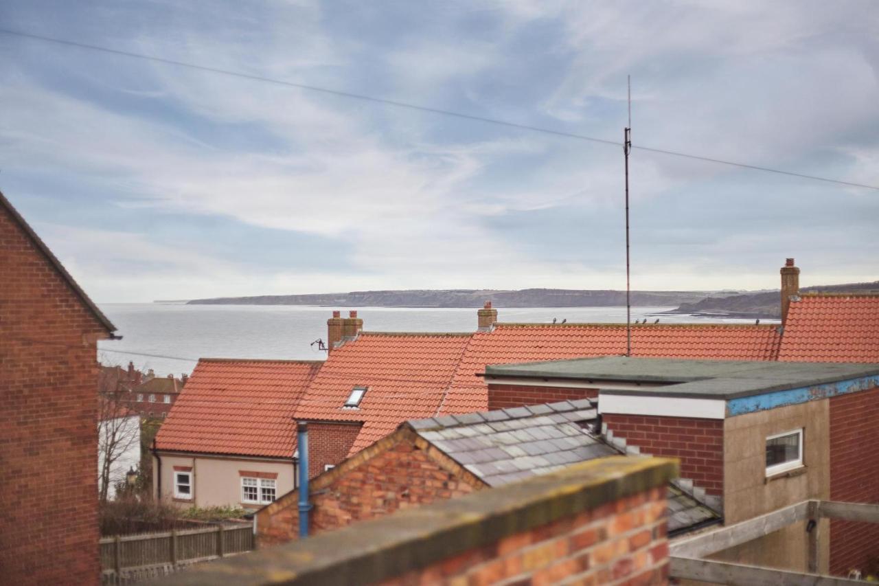 Host & Stay - 1 Coastguard Cottages Scarborough Extérieur photo